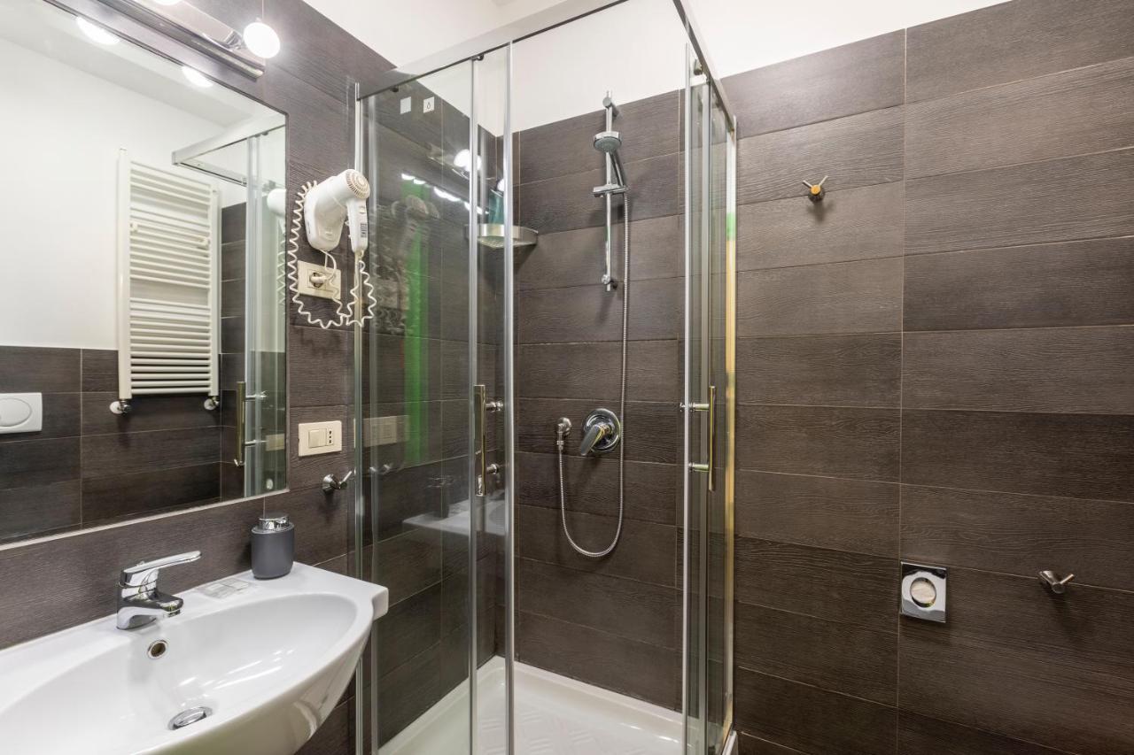 La Riviere Guesthouse Trastevere Рим Екстериор снимка